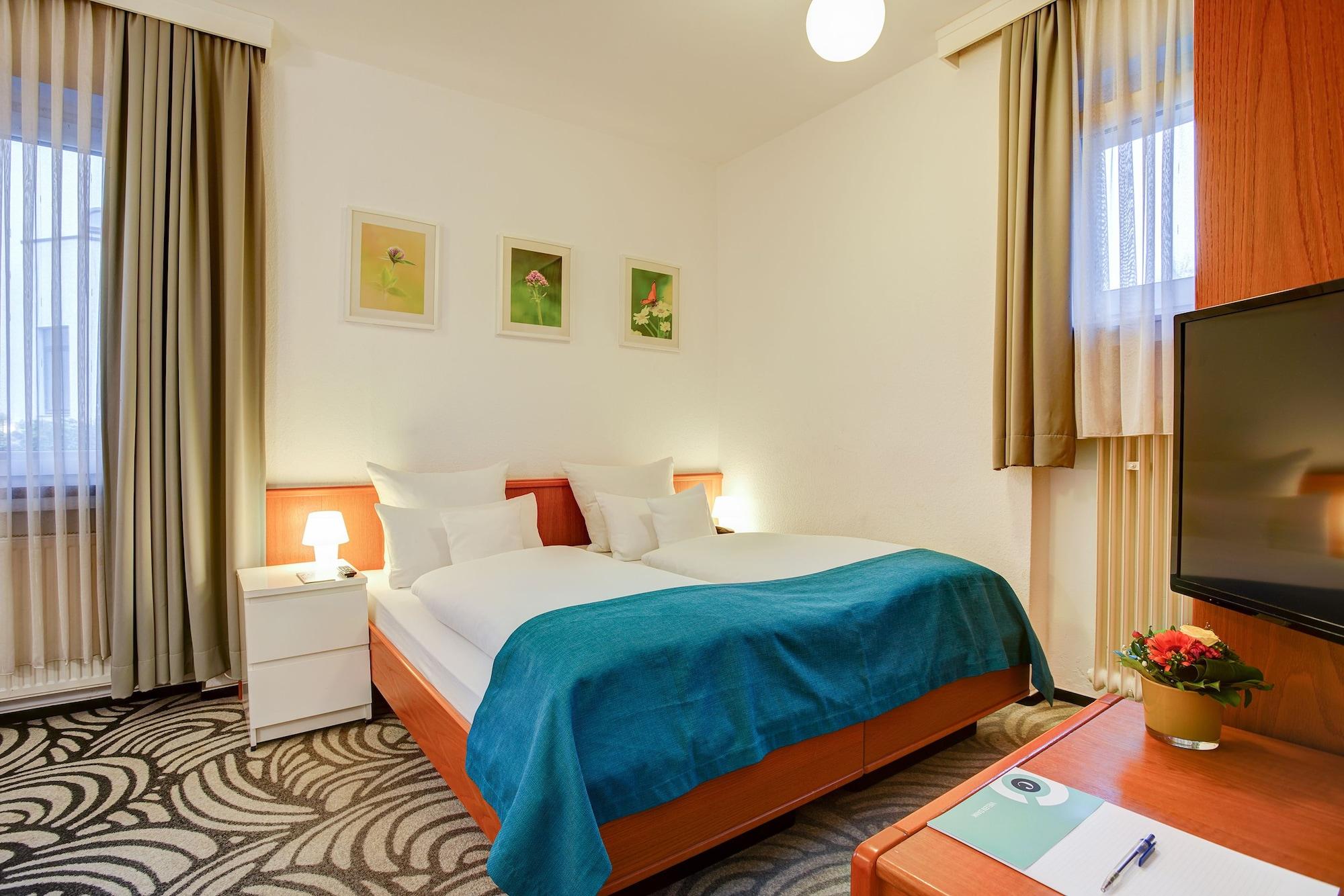 Hotel Atlanta Ганновер Экстерьер фото
