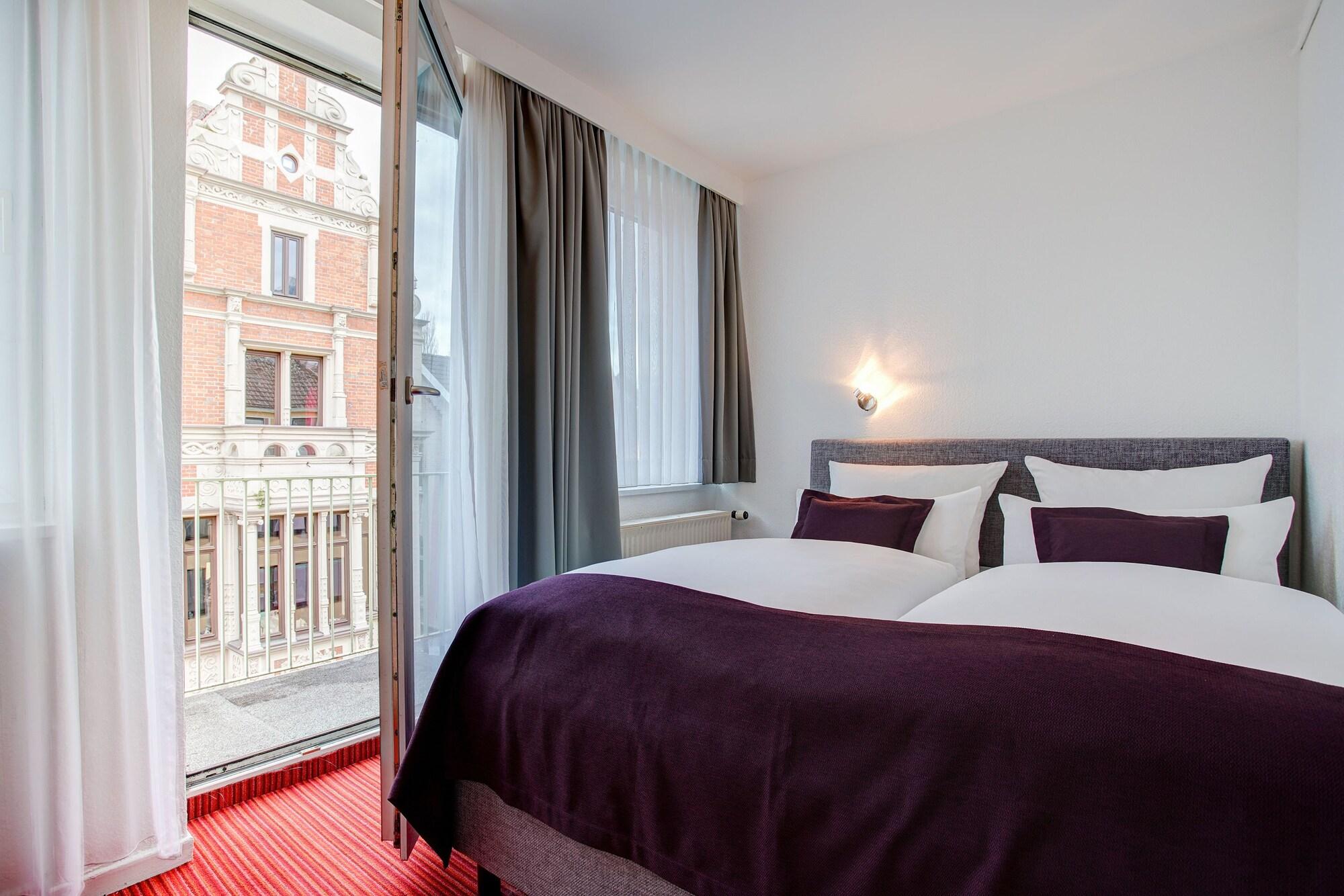 Hotel Atlanta Ганновер Экстерьер фото