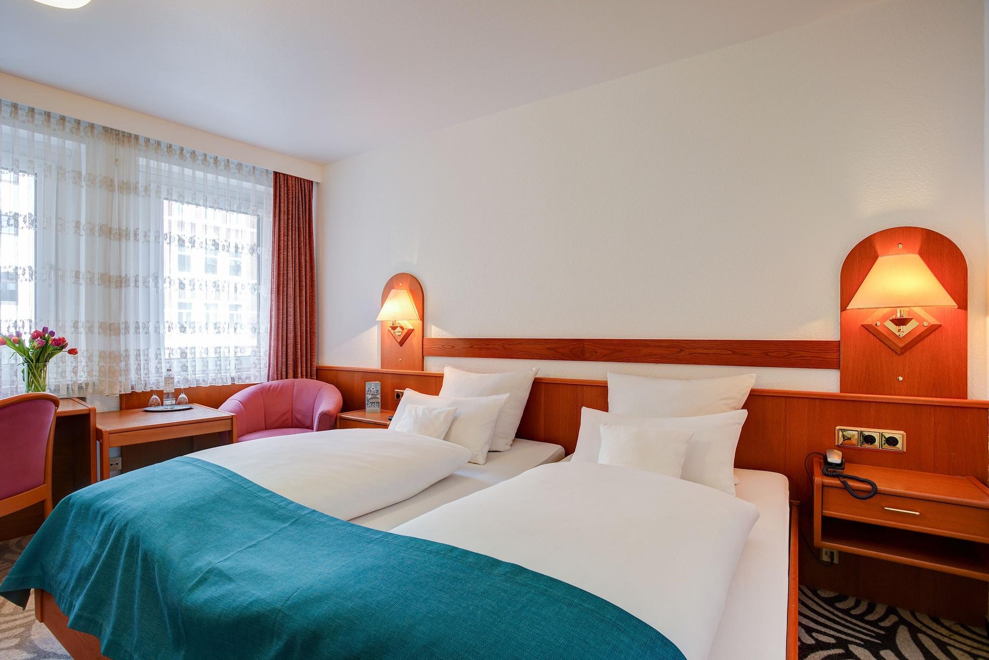 Hotel Atlanta Ганновер Экстерьер фото