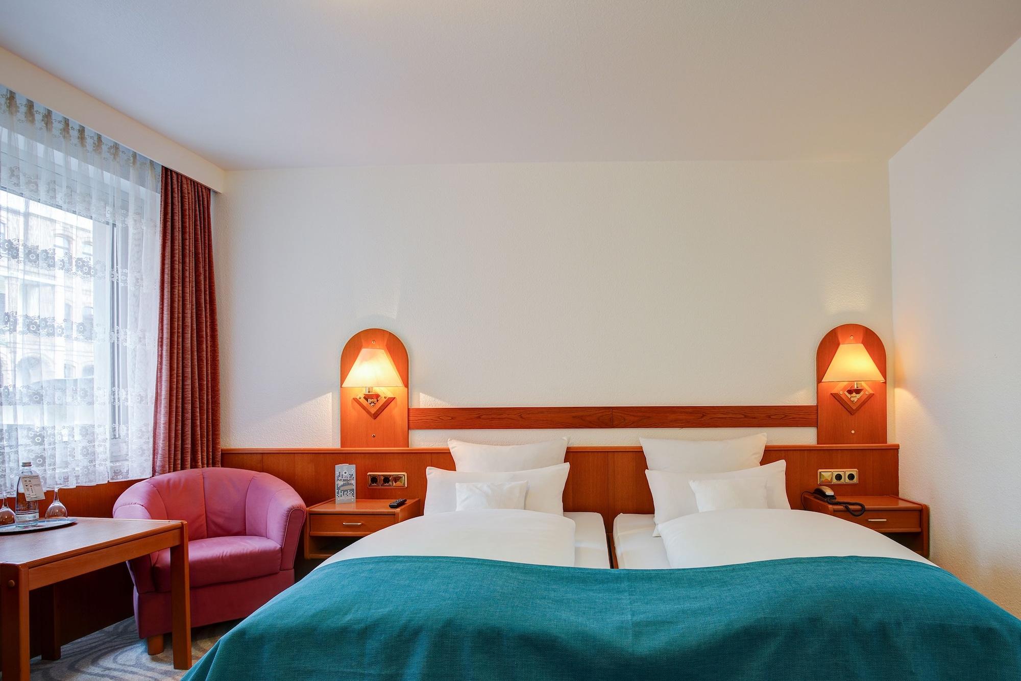 Hotel Atlanta Ганновер Экстерьер фото